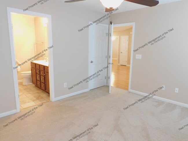 Building Photo - 5012 Philly Ln