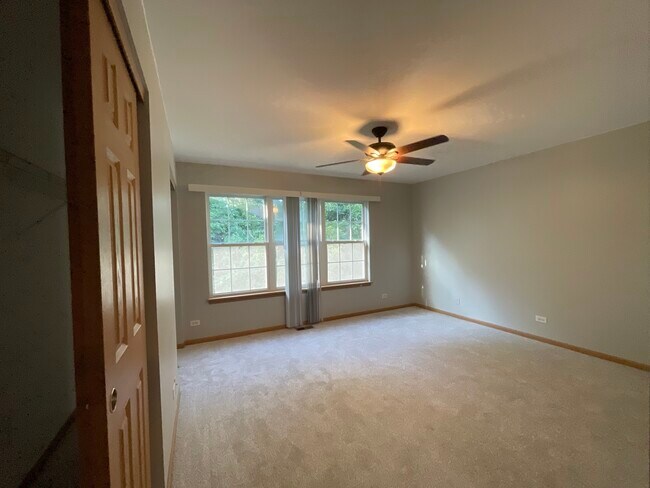 Building Photo - 1207 Brookdale Dr