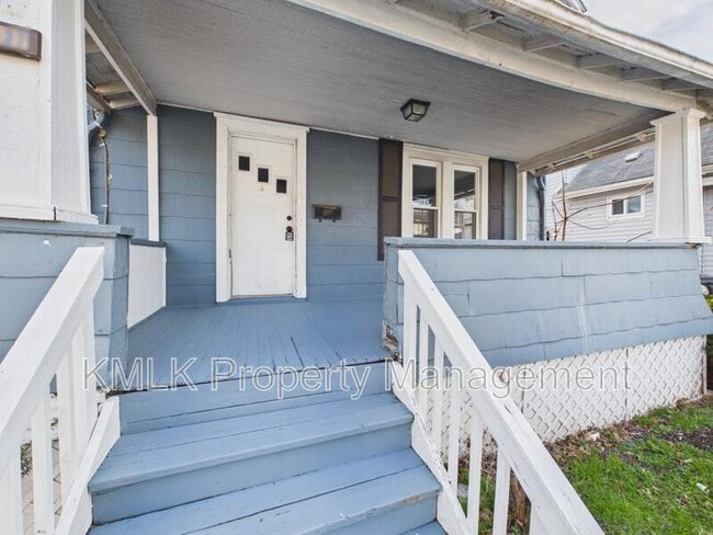 Building Photo - 2337 15th St SW