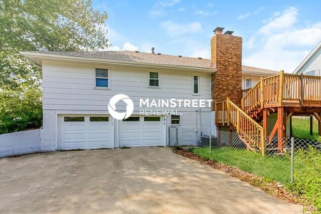 Building Photo - 3 Bedroom Pet-Friendly Home in LEAVENWORTH, KS with Main Street Renewal