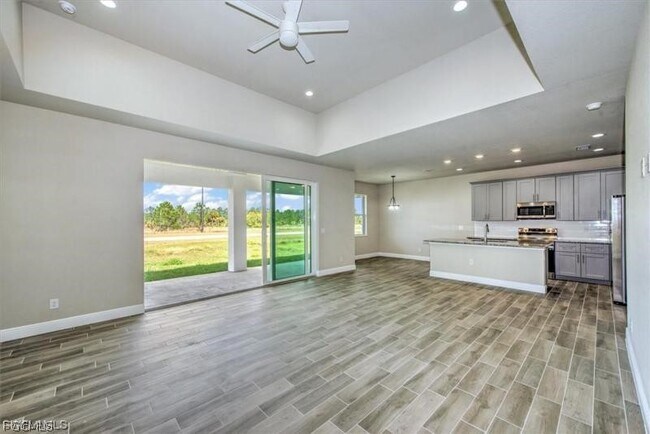 Building Photo - 125 Bethlehem Pl