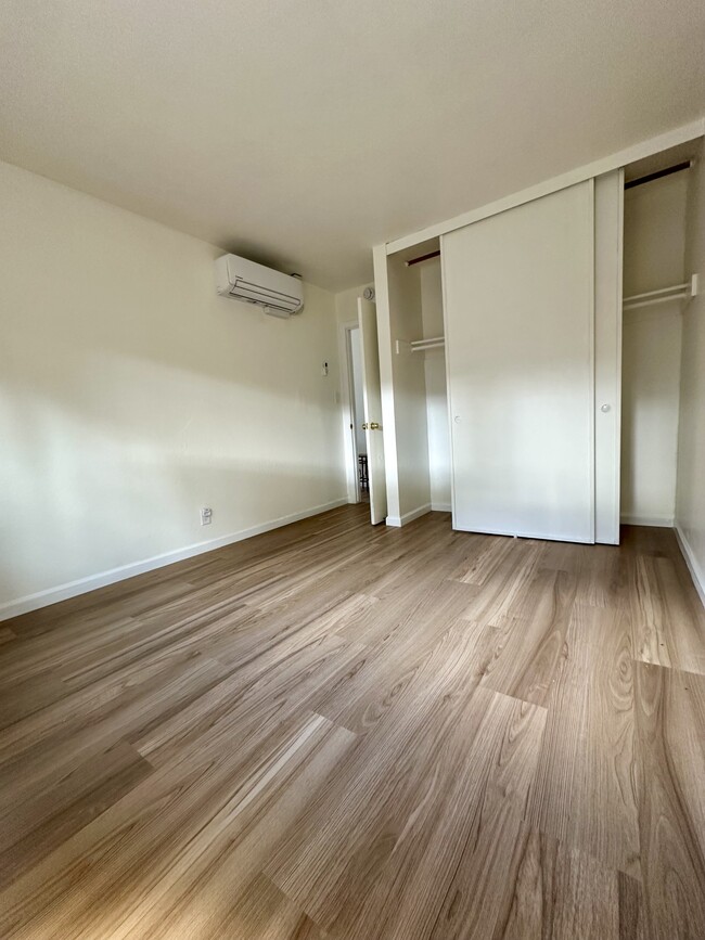 Building Photo - 7337 Starward Dr