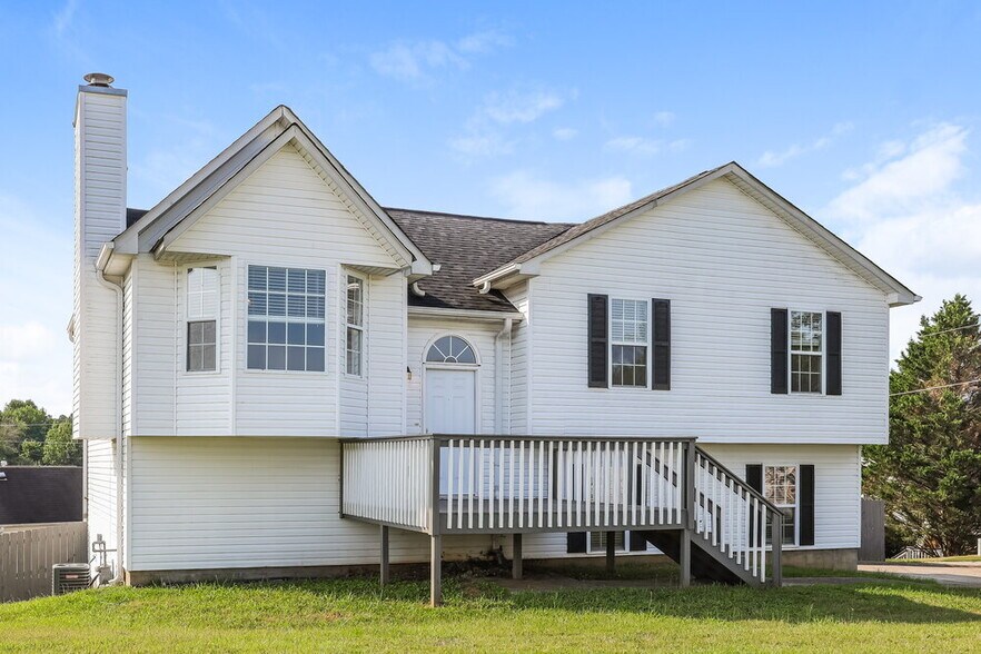 Building Photo - 600 Sheffield Ct