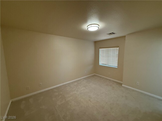 Building Photo - 5073 Tunnel Falls Dr