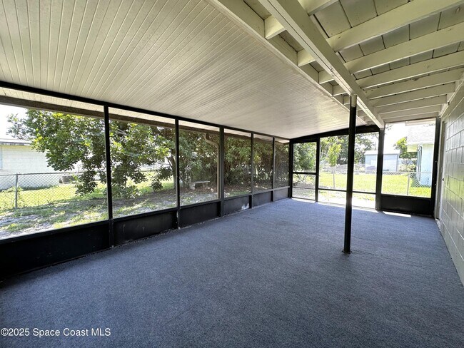 Building Photo - 2831 W Eau Gallie Blvd
