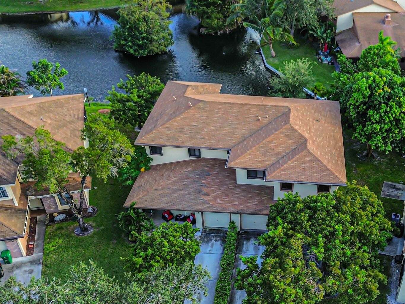 Building Photo - 6094 Live Oak Ct