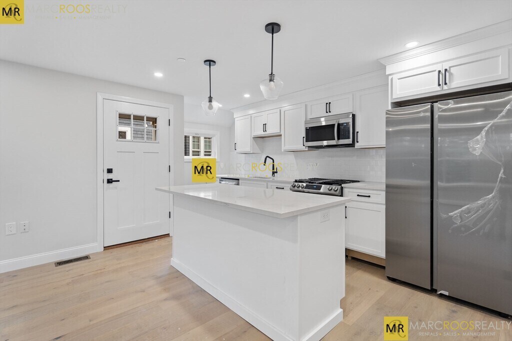 Building Photo - 59 Nottinghill Rd