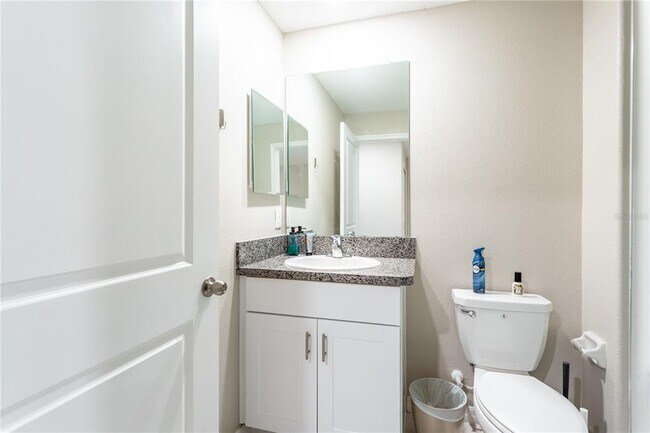 Building Photo - 23265 Willow Glen Way