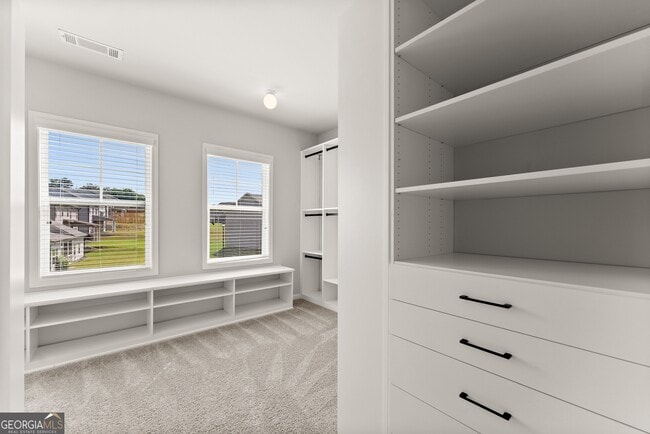 Building Photo - 4656 Silver Oak Dr SW