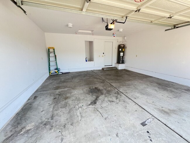 Building Photo - HOUSE - COTTONWOOD - VERDE VILLAGE