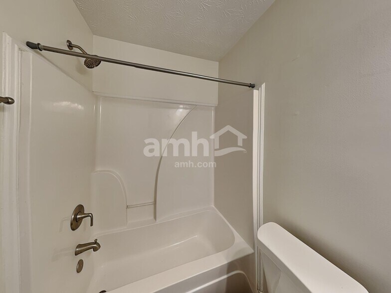 Building Photo - 1307 Bramlett Forest Ct SE