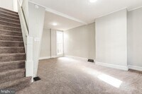 Building Photo - 5416 Spring St