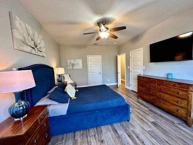 Building Photo - 3 Bedroom / 2 Bathroom super cute house for lease!