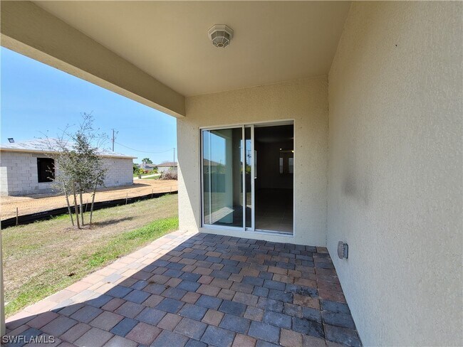 Building Photo - 1230 NW 19th St