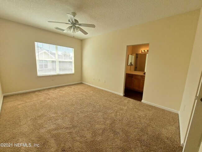 Building Photo - 3750 Silver Bluff Blvd