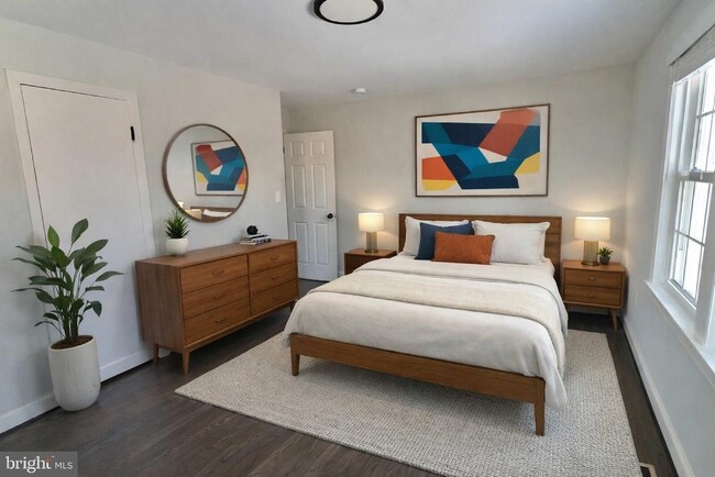 Building Photo - 2913 Fairlawn St