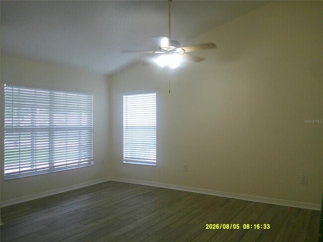 Building Photo - 437 Columbia Ave