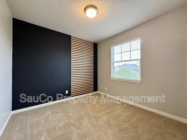 Building Photo - 16847 SW Tempest Way