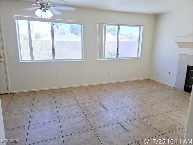 Building Photo - 9162 Green Frost Dr