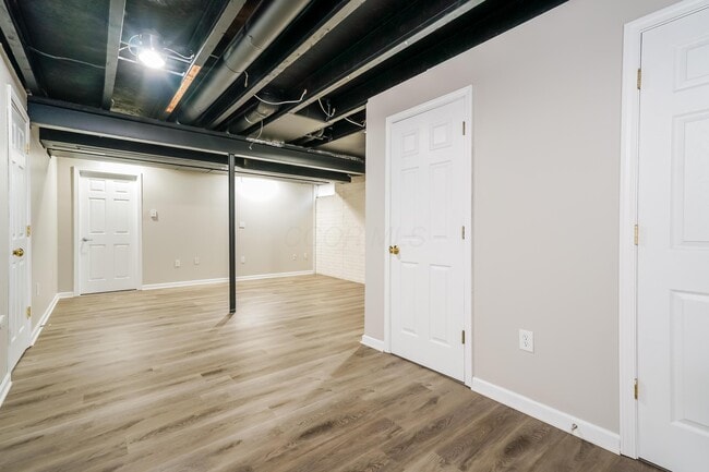 Building Photo - 165 Butternut Pass