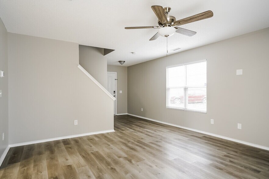 Building Photo - 1005 Naylor Rd