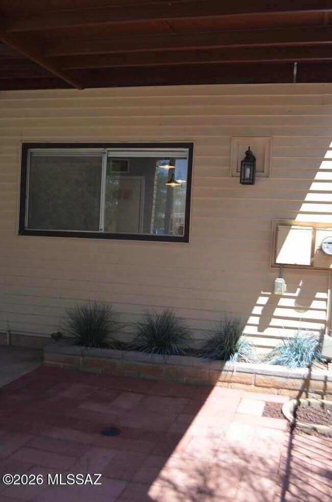 Building Photo - 9159 E Broadway Blvd