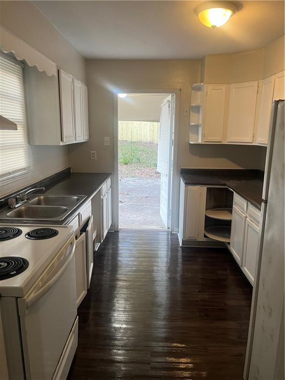 Building Photo - 3854 Pickett Dr