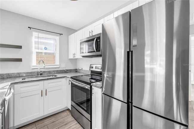 Building Photo - 5026 3rd Ave S