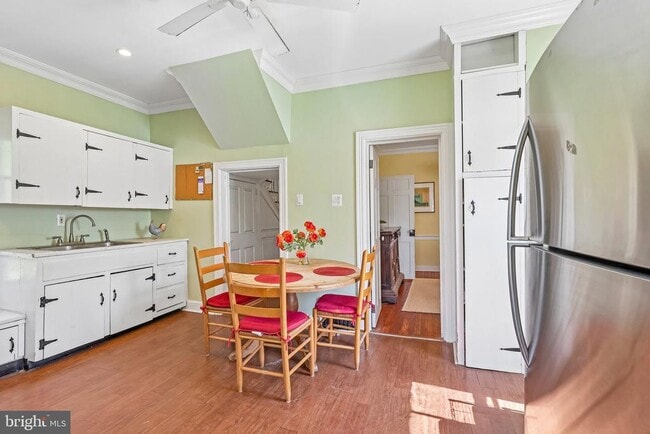 Building Photo - 2167 Brunswick Ave