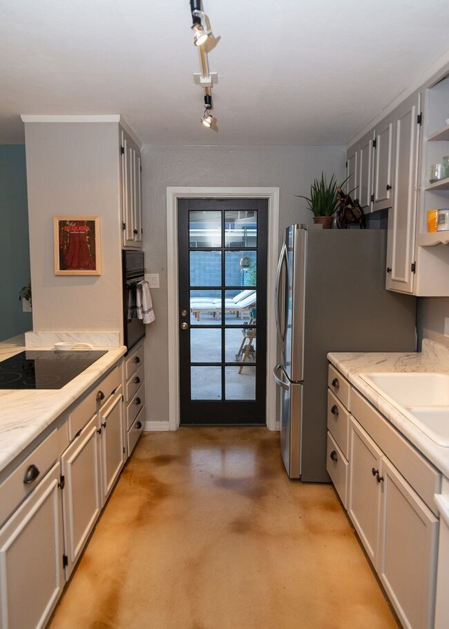 Building Photo - Charming 3BR House in Scottsdale