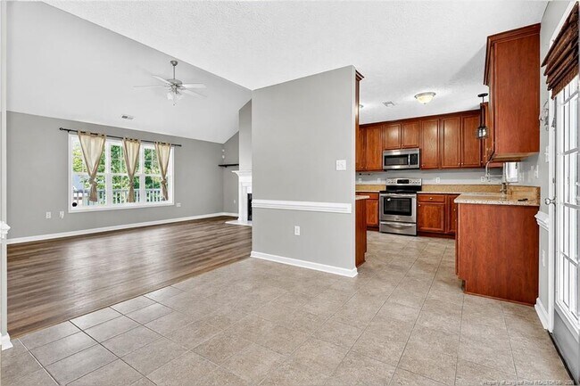 Building Photo - 278 Oakmont Dr