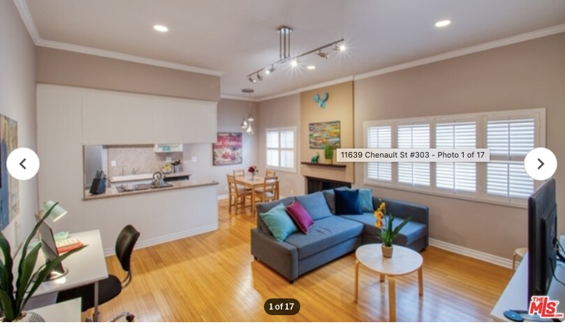 Building Photo - 11639 Chenault St