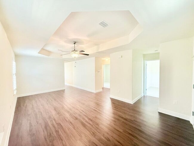 Building Photo - 5167 Carmell Ridge Cir