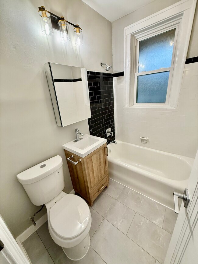 Building Photo - Hawthorne Place Apartments