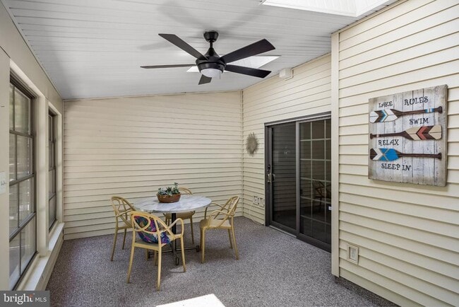 Building Photo - 13 Wisina Ct