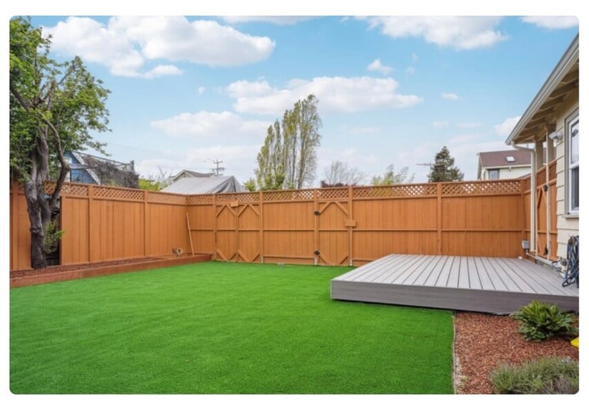 Building Photo - 1428 7th St