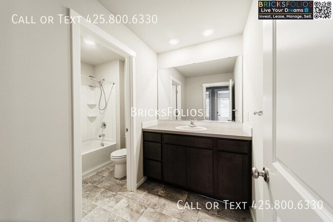 Building Photo - 307 Belfair St SW