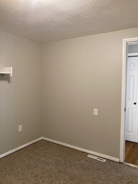 Building Photo - 5427 Borgase Ln