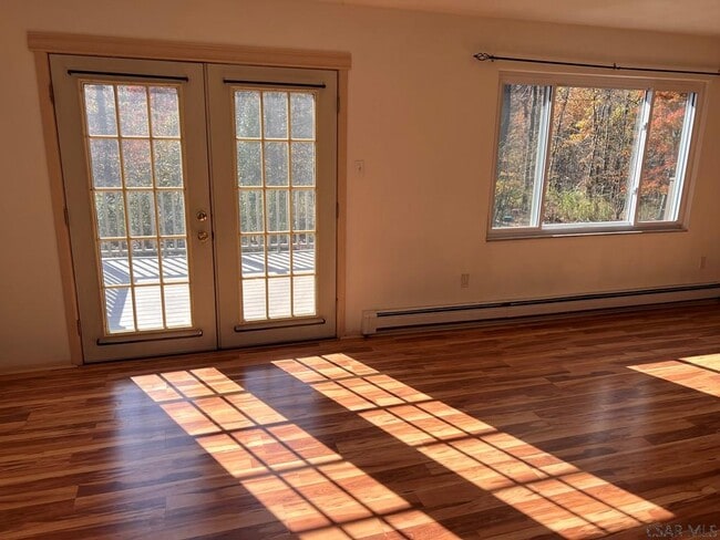 Building Photo - 120-122 Berkey Dr