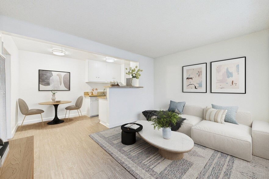 Building Photo - Roscoe Terrace