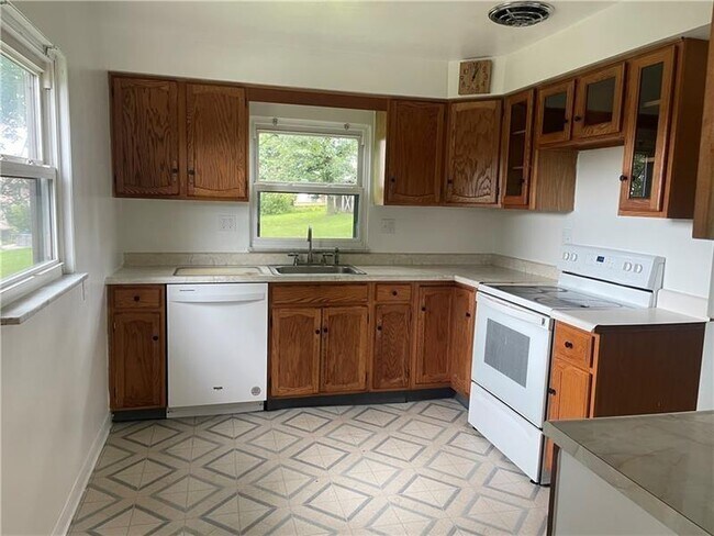 Building Photo - 249 Cirbus Ln