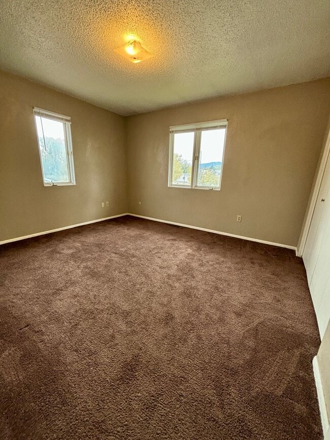 Building Photo - 24-30 Colter Loop Drive