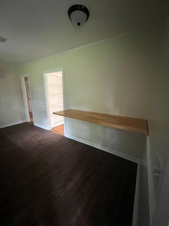 Building Photo - Adorable home in Shreveport