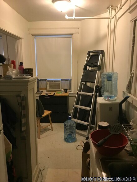 Building Photo - 88 Washington St