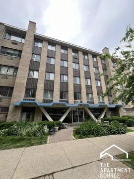 Building Photo - 6250 N Kenmore Ave