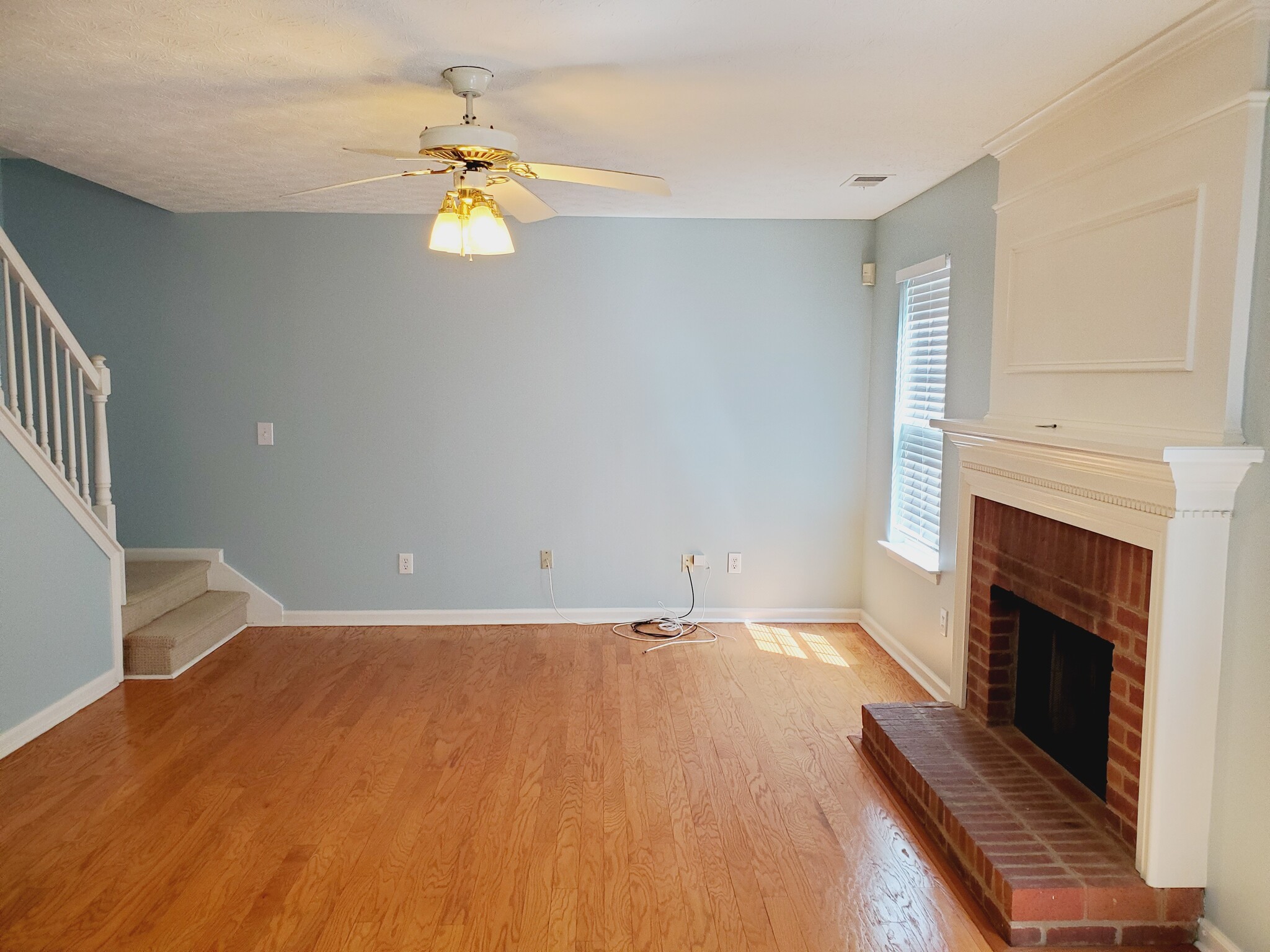 Building Photo - 1621 Sparrow Wood Ln SW