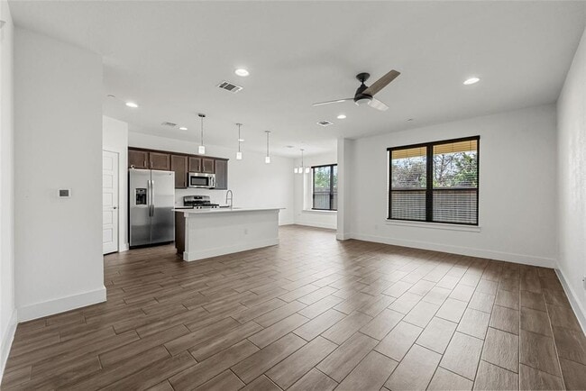 Building Photo - 12315 Maypole Bend