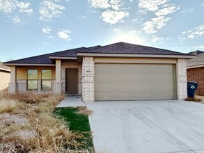 Building Photo - New Beginnings Start At AMRR: 3 BEDROOM 2 BATH IN NORTH LUBBOCK!