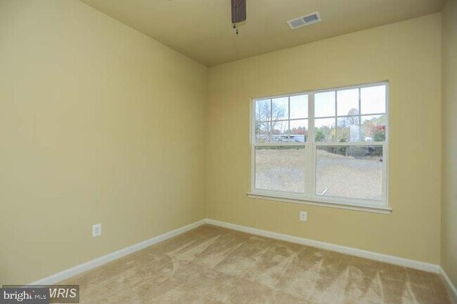 Building Photo - 262 Short Branch Rd