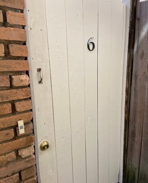 Entrance - 1612 Colquitt St